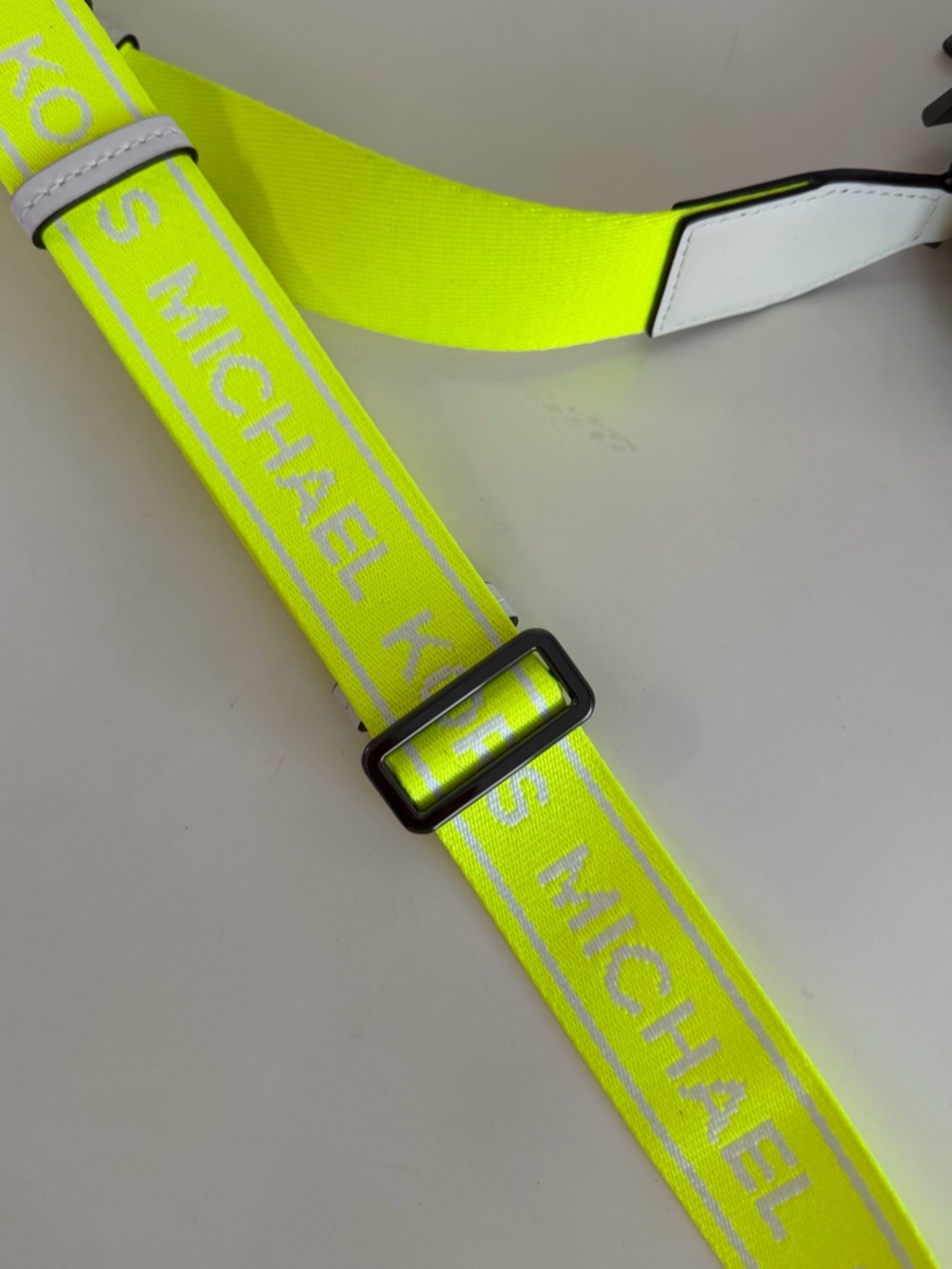 Michael Kors Double Zip Camera Crossbody Bag White & Yellow - Picture 8 of 11